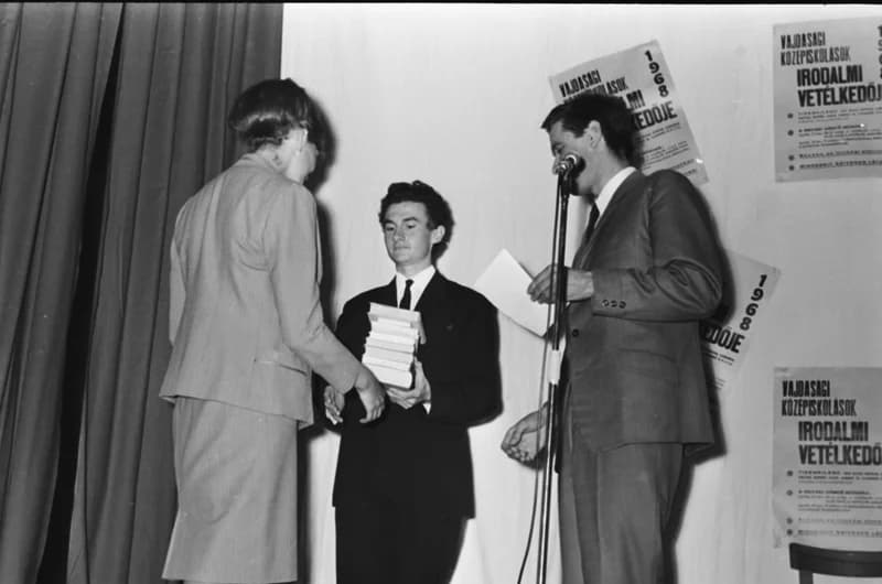 Vajdasági Középiskolások Irodalmi Vetélkedője '68