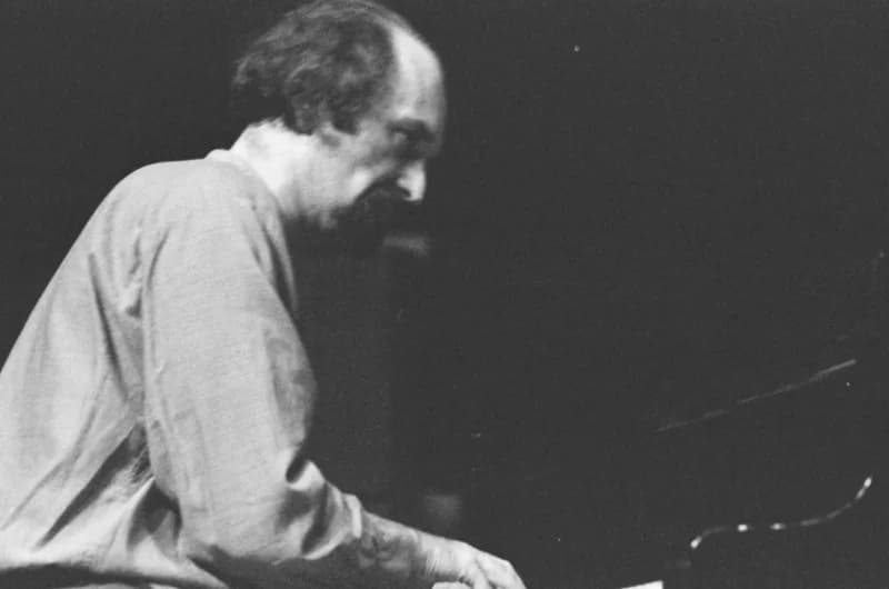 Szabados György /M-Stúdió/