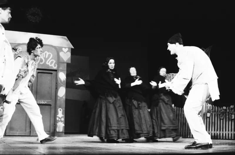 Tóth E.: A falu rossza, avagy a negyedik ablak /r.: Hernyák Gy./