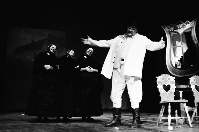 Tóth E.: A falu rossza, avagy a negyedik ablak /r.: Hernyák Gy./