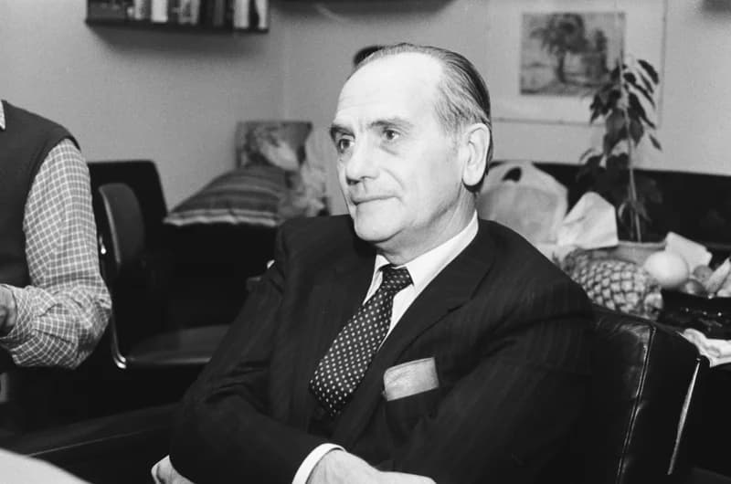 NSZK - Stuttgartban  Göncz Jánosnál