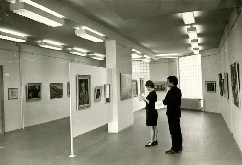 Benes József és Kulcsár Veronika a zentai városi múzeumban