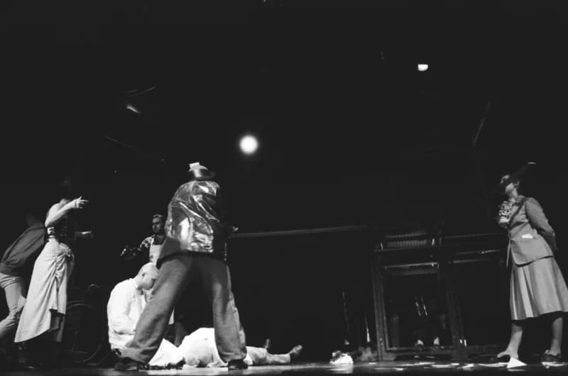 Tömöry Péter (r.), Tolnai Ottó: Paripacitrom 