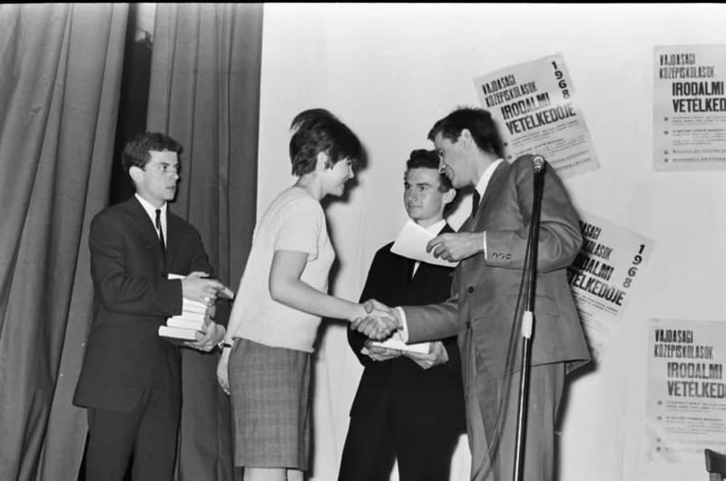 Vajdasági Középiskolások Irodalmi Vetélkedője '68