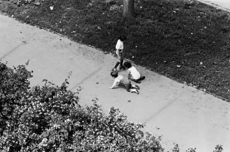 Gyerekek Újvidék utcáin