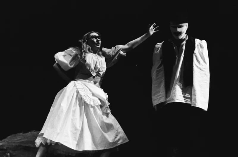 Tóth E.: A falu rossza, avagy a negyedik ablak /r.: Hernyák Gy./