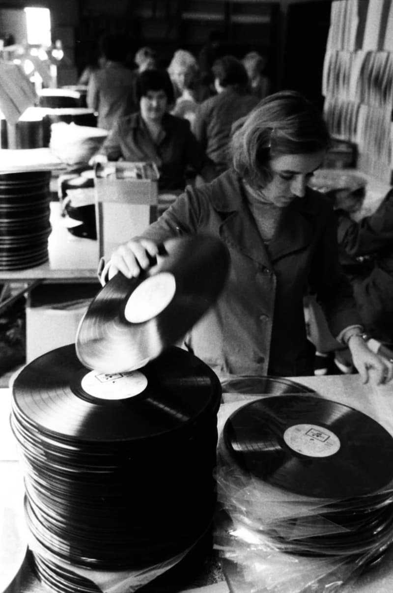 A Jugoton lemezgyárban