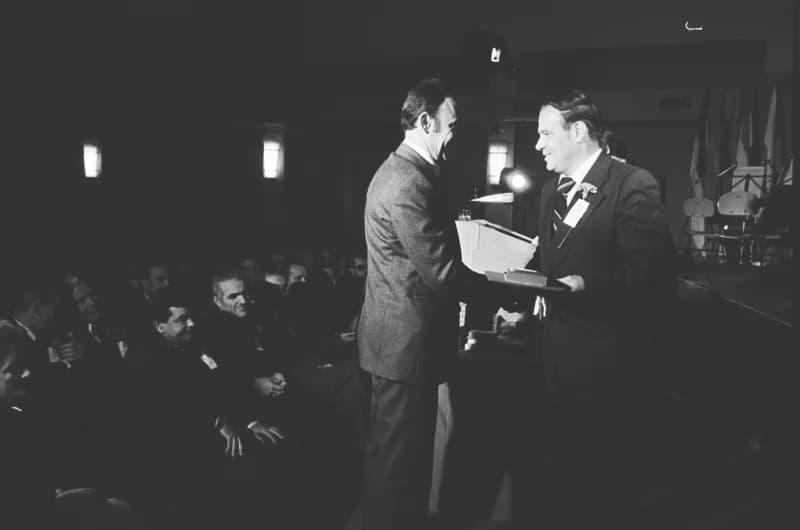 A Nagyapáti Kukac Péter-díj átadása Zsáki Istvánnak