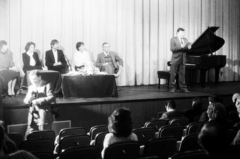 Az újvidéki színház épületének átadója