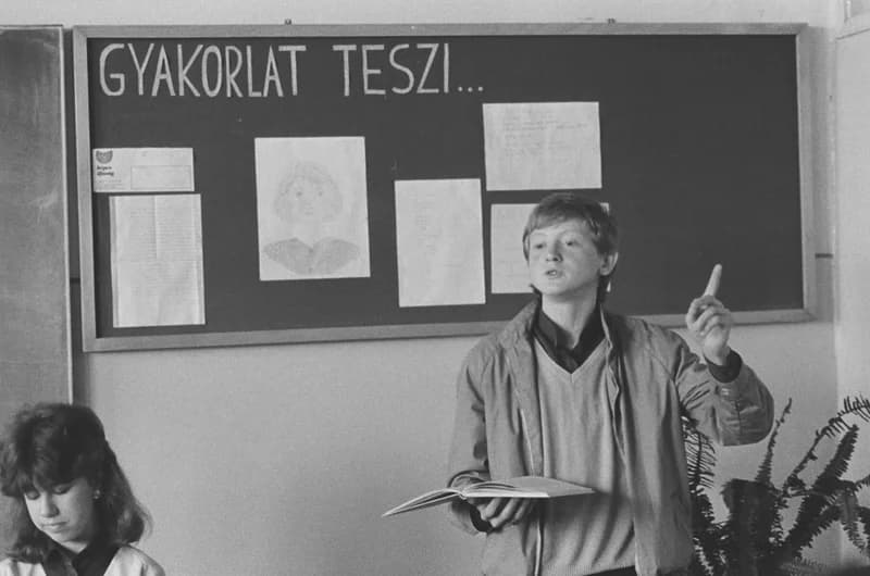 Középiskolások Irodalmi Vetélkedője '86 (körzeti döntő)