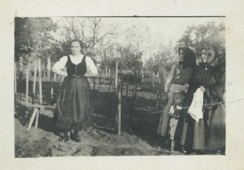 Hertelendyfalvi asszonyok