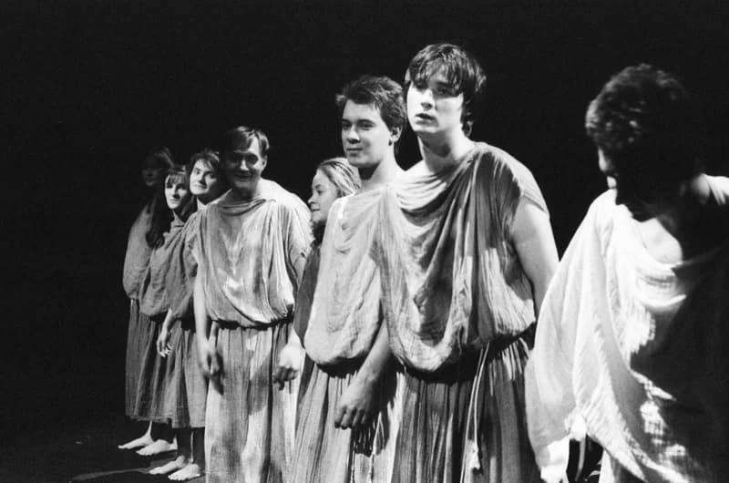 A. Miller: A világ teremtése, Újvidéki Színház bemutató