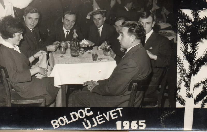 Újévvárás a csantavéri Nejlon kocsmában, 1965