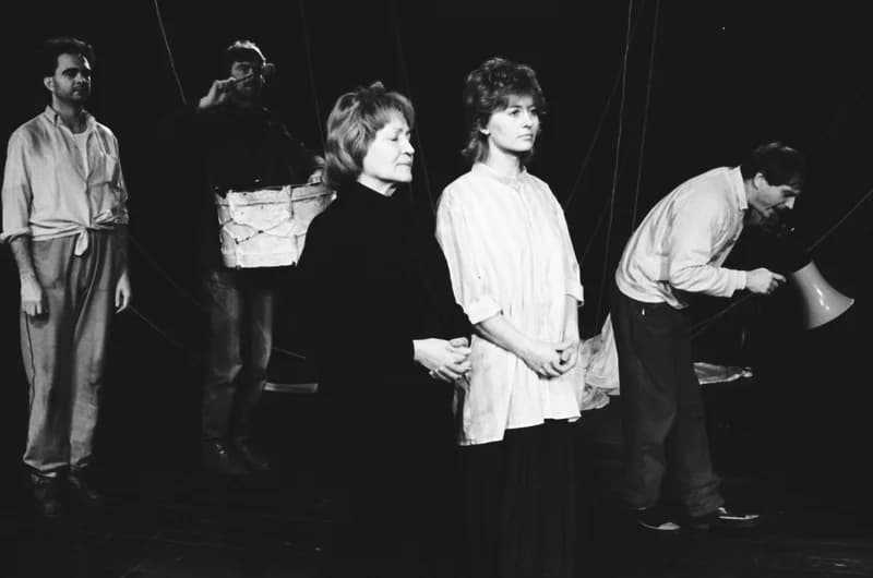 Mrožek: Mészárszék