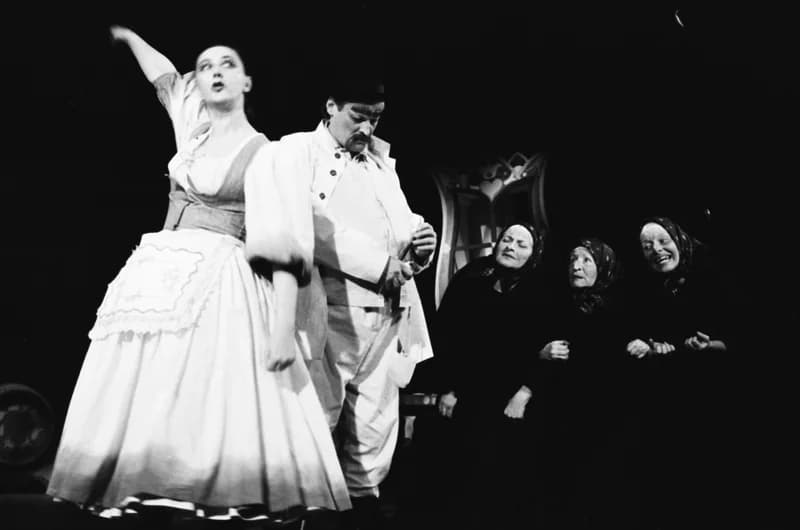 Tóth E.: A falu rossza, avagy a negyedik ablak /r.: Hernyák Gy./