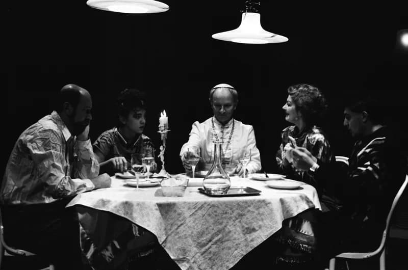 Aznap, amikor a pápát elrabolták