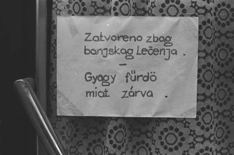 "Gyogy fürdő miat zárva"