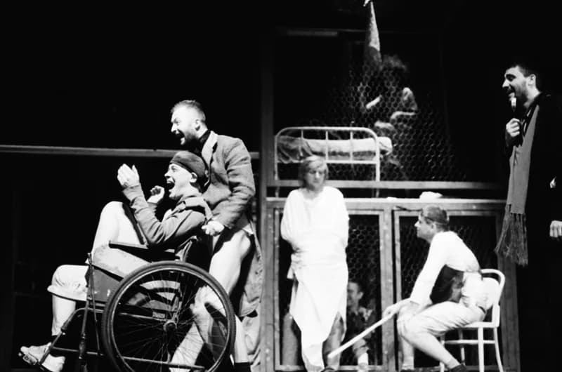 Tömöry Péter (r.), Tolnai Ottó: Paripacitrom 