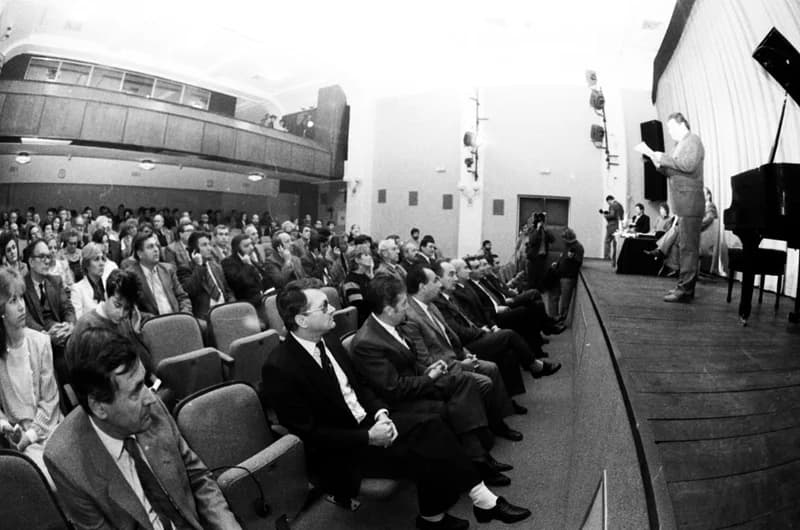 Az újvidéki színház épületének átadója