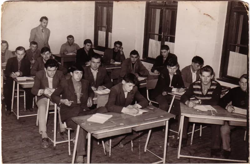 Kosárfonó tanulók 