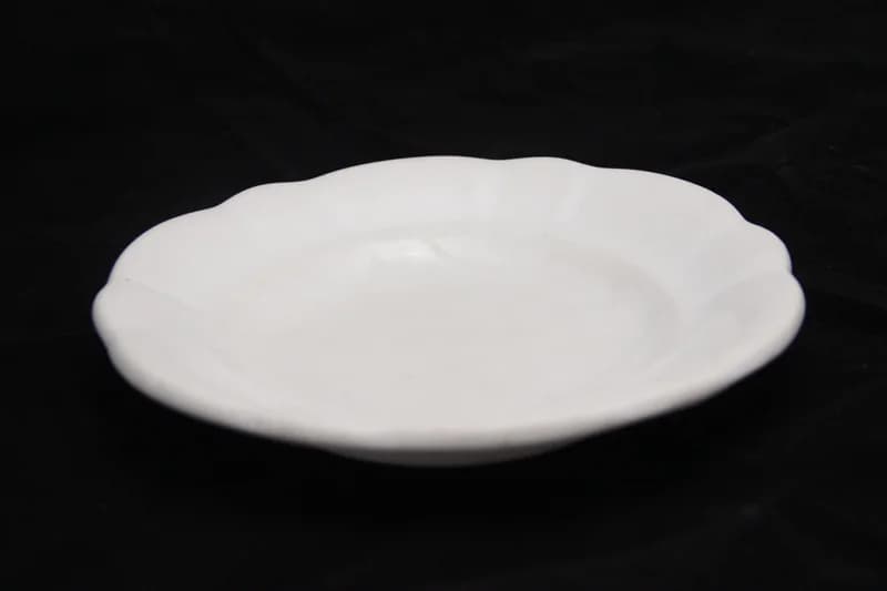 Lapos gyermektányér