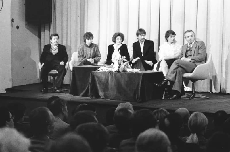 Az újvidéki színház épületének átadója