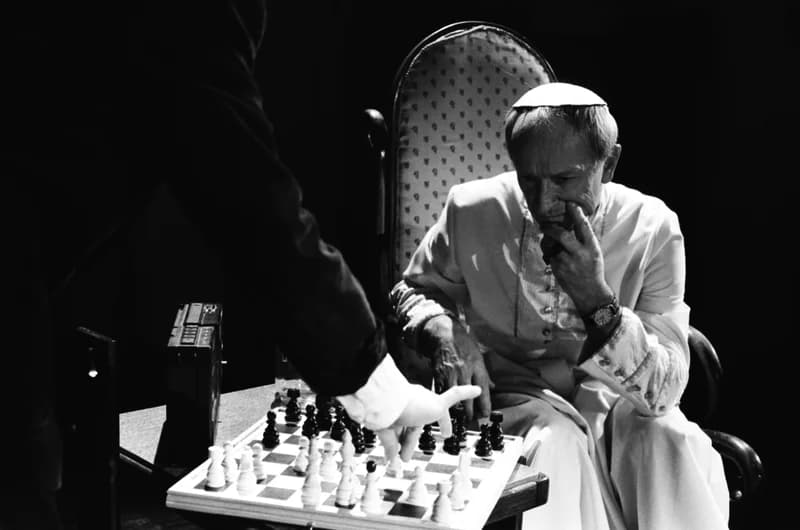 Aznap, amikor a pápát elrabolták