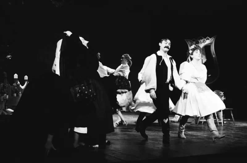 Tóth E.: A falu rossza, avagy a negyedik ablak /r.: Hernyák Gy./