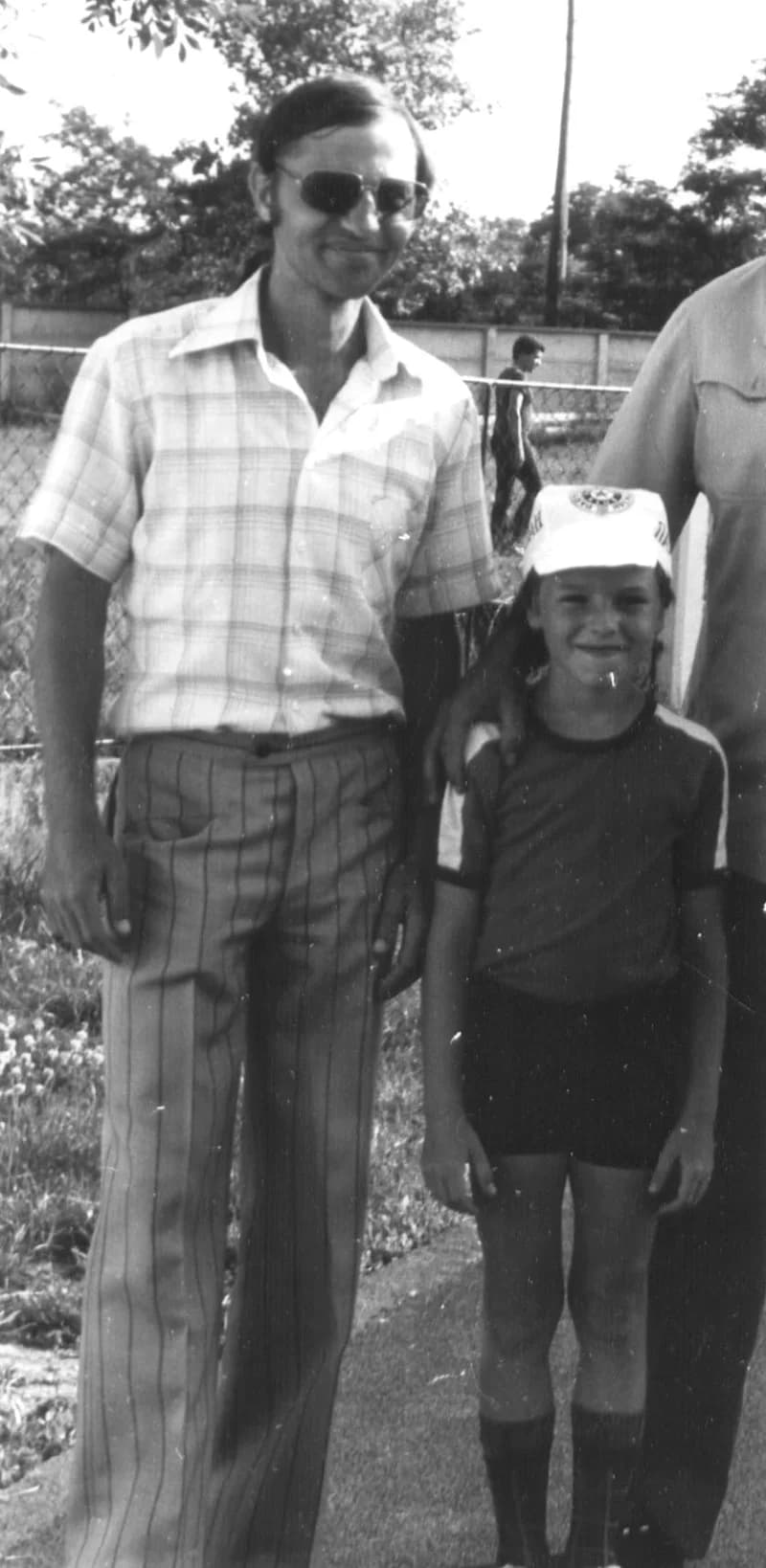 Pintér Gyula (kisfiával)