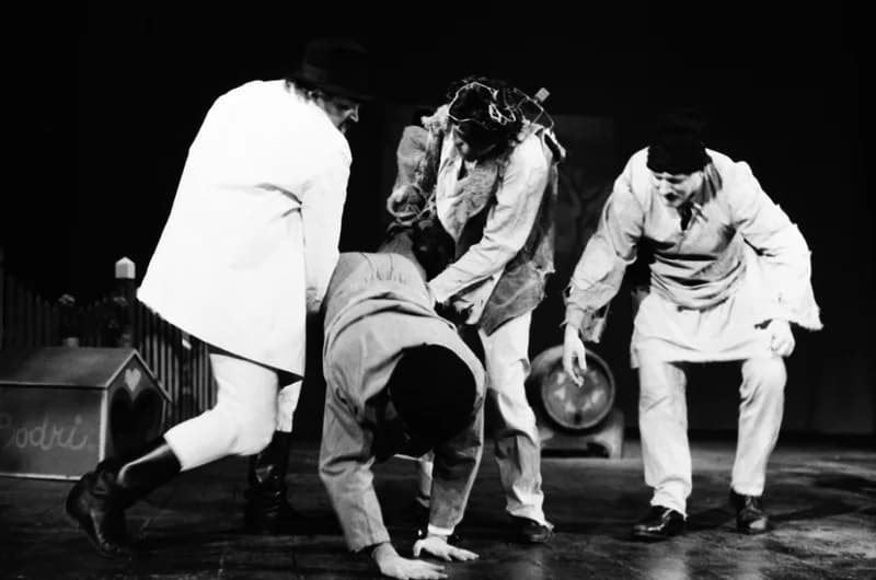 Tóth E.: A falu rossza, avagy a negyedik ablak /r.: Hernyák Gy./