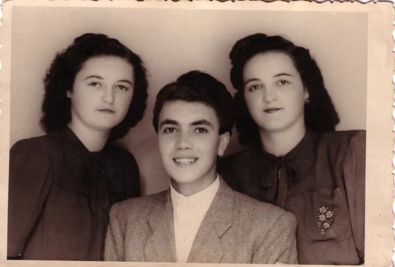 Etelka, András és Otília