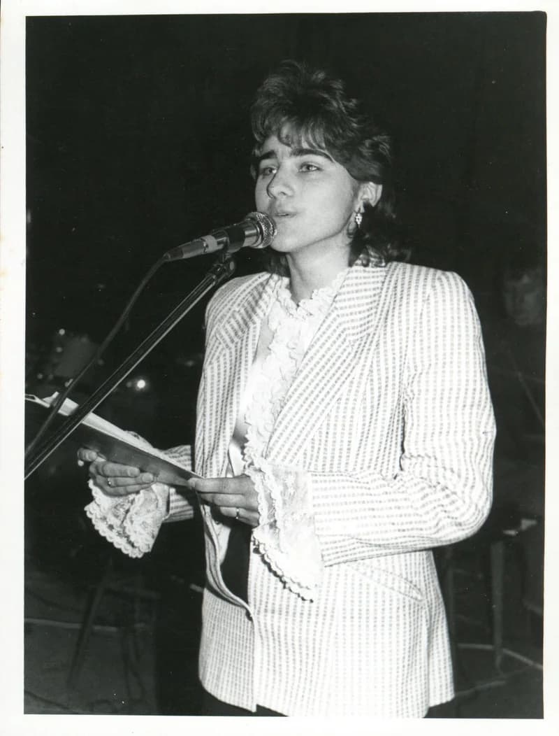 Tini feszt bemondója