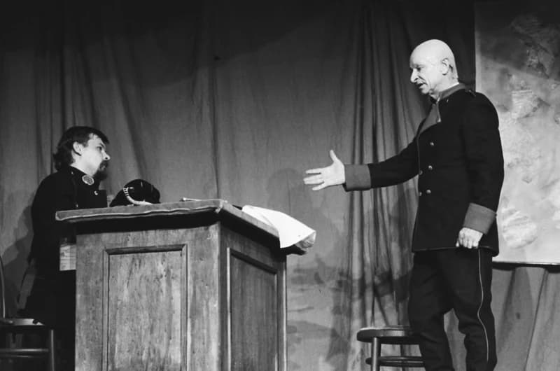 Rejtő Jenő : Kabaré (IV.)