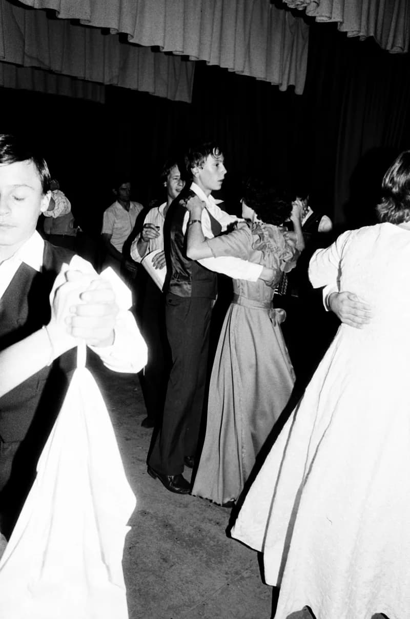 Tánciskola vizsgabál Kispiacon