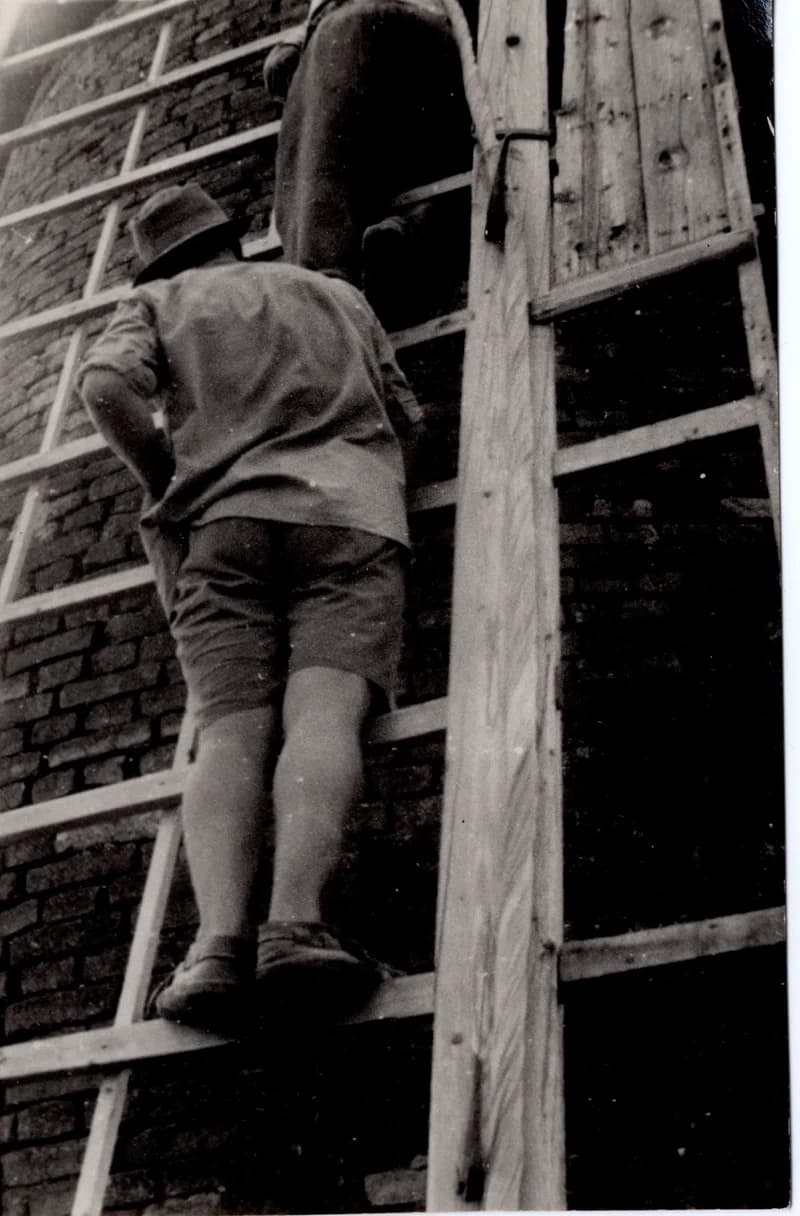 Kis Gábor Sándor szélmalmánál