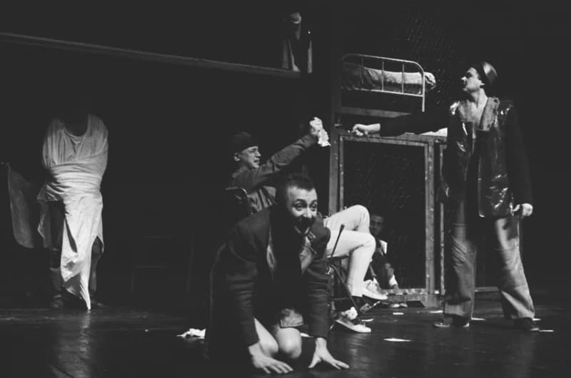 Tömöry Péter (r.), Tolnai Ottó: Paripacitrom 