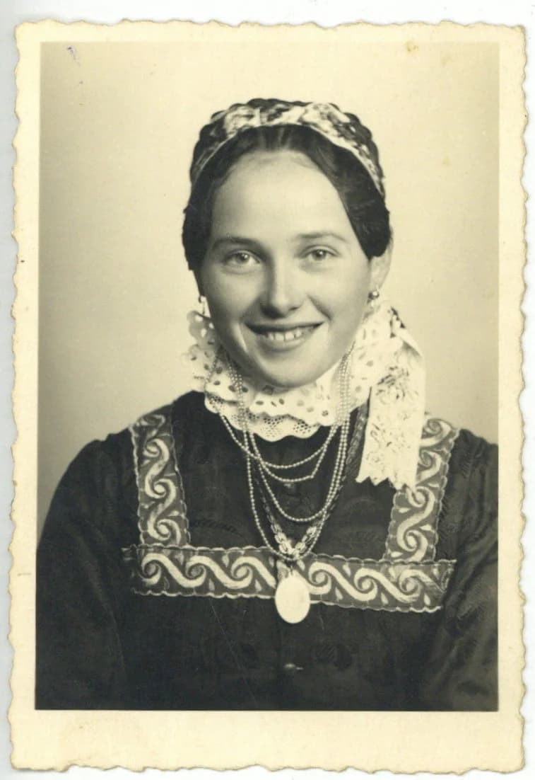 Doroszlói nagylány