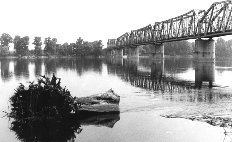A gombosi hídnál a Tisza