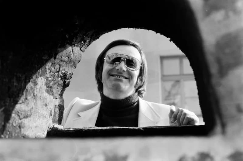 Stevan Zarić - dalszerző és szólóénekes