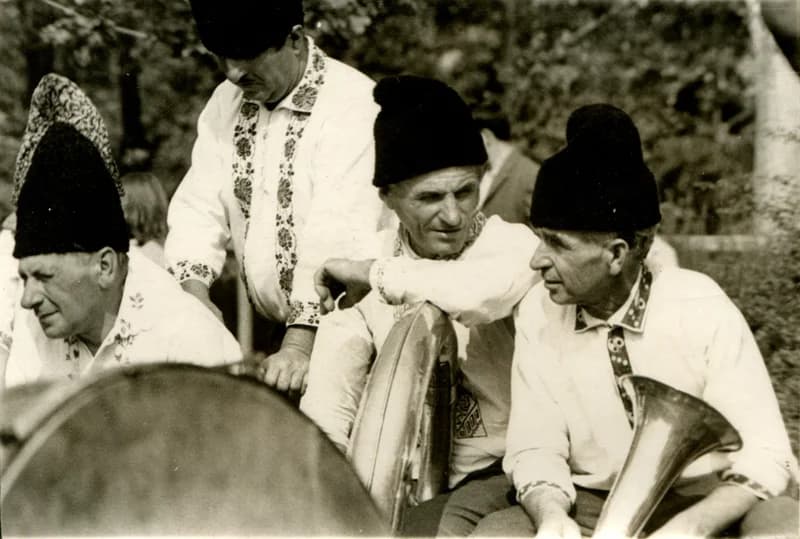 Beszélgető zenészek