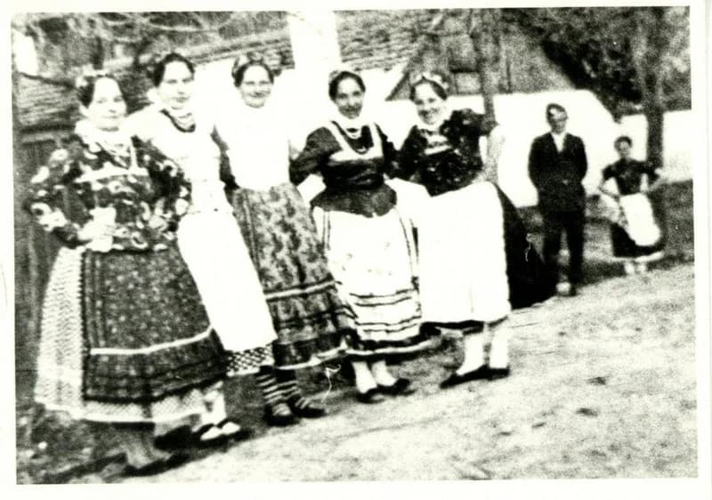 Doroszlói nagylányok