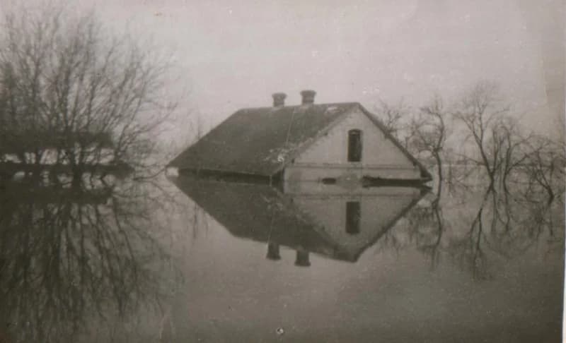 A kengyiai szivattyútelep az 1956-os árvíz idején