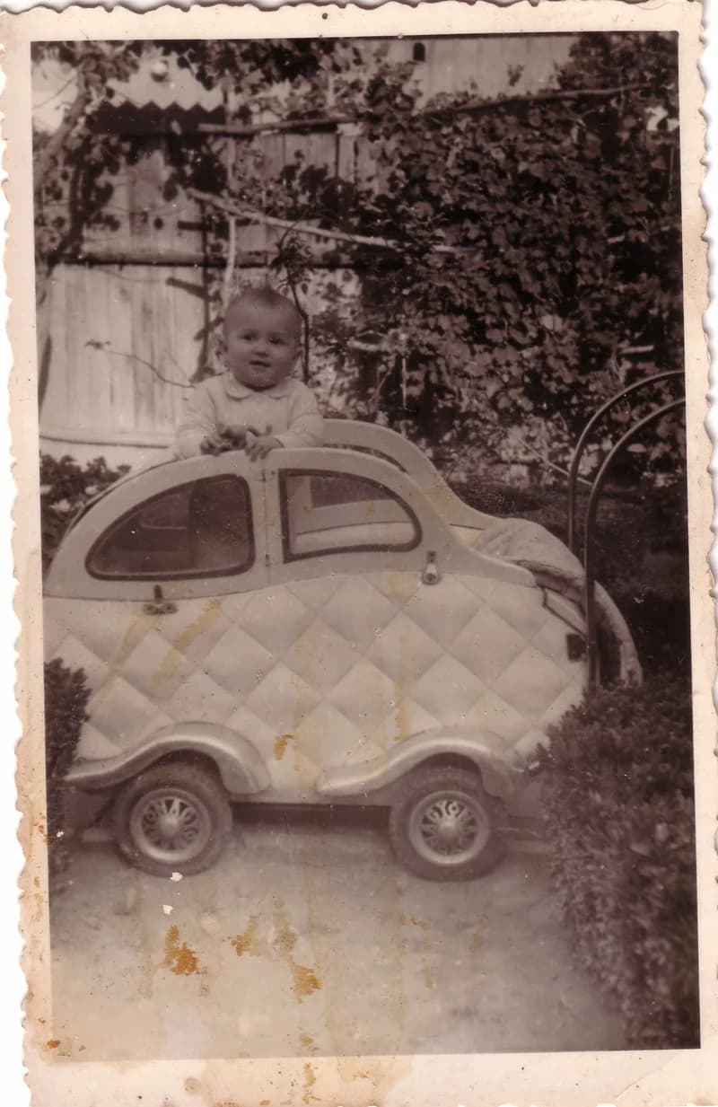 ifj. Böröcz Erzsébet babakocsiban