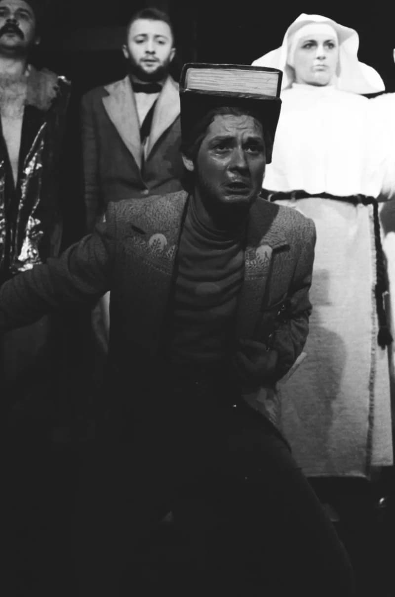 Tömöry Péter (r.), Tolnai Ottó: Paripacitrom 