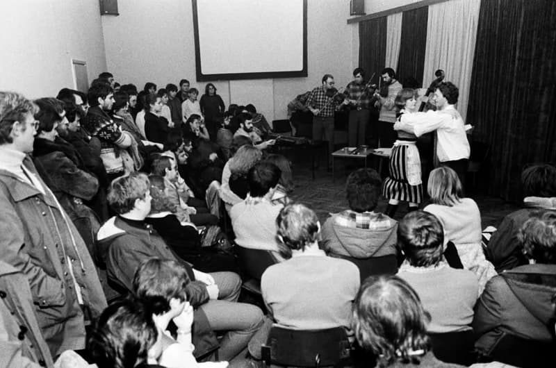 Hívogató együttes