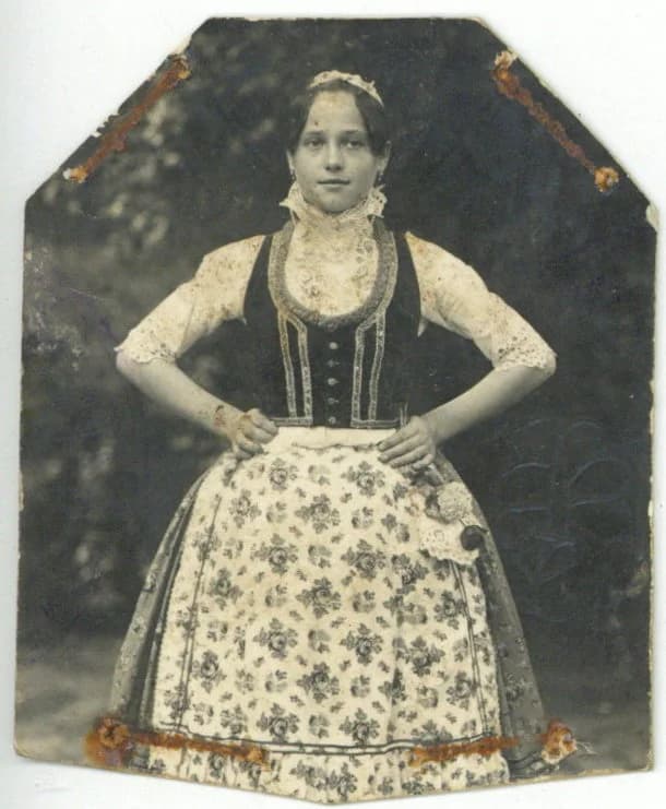 Doroszlói nagylány