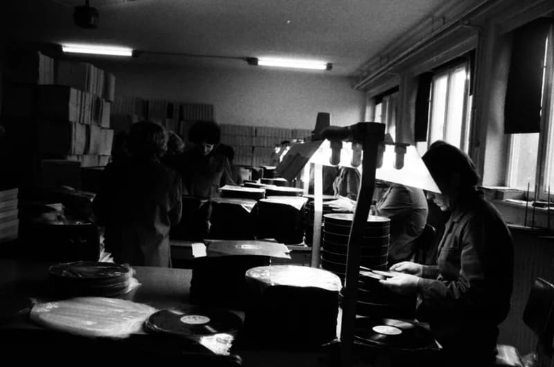 A Jugoton lemezgyárban