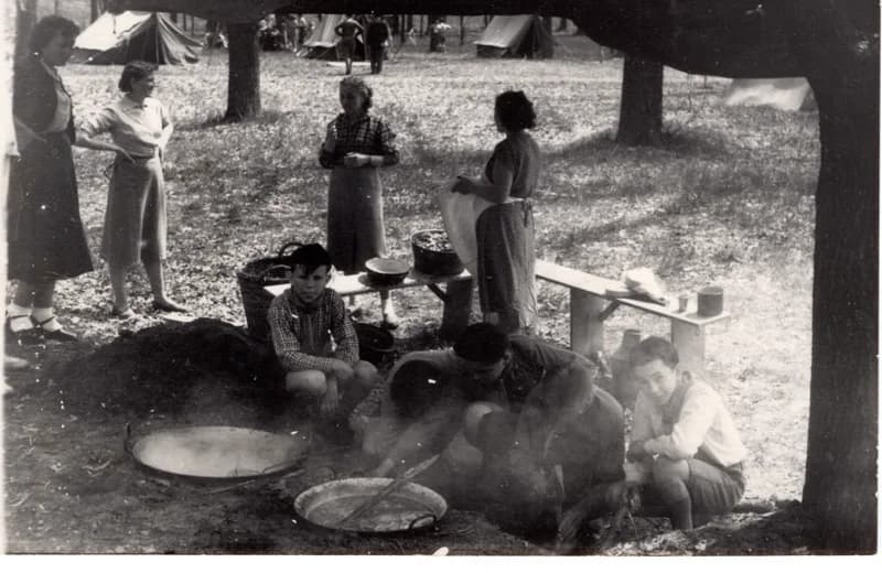 A felderítők tábora május 1-én