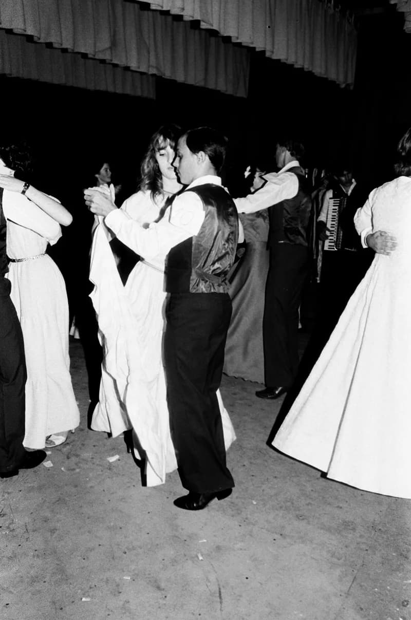 Tánciskola vizsgabál Kispiacon