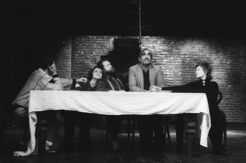 Mrozek: Ház a határon